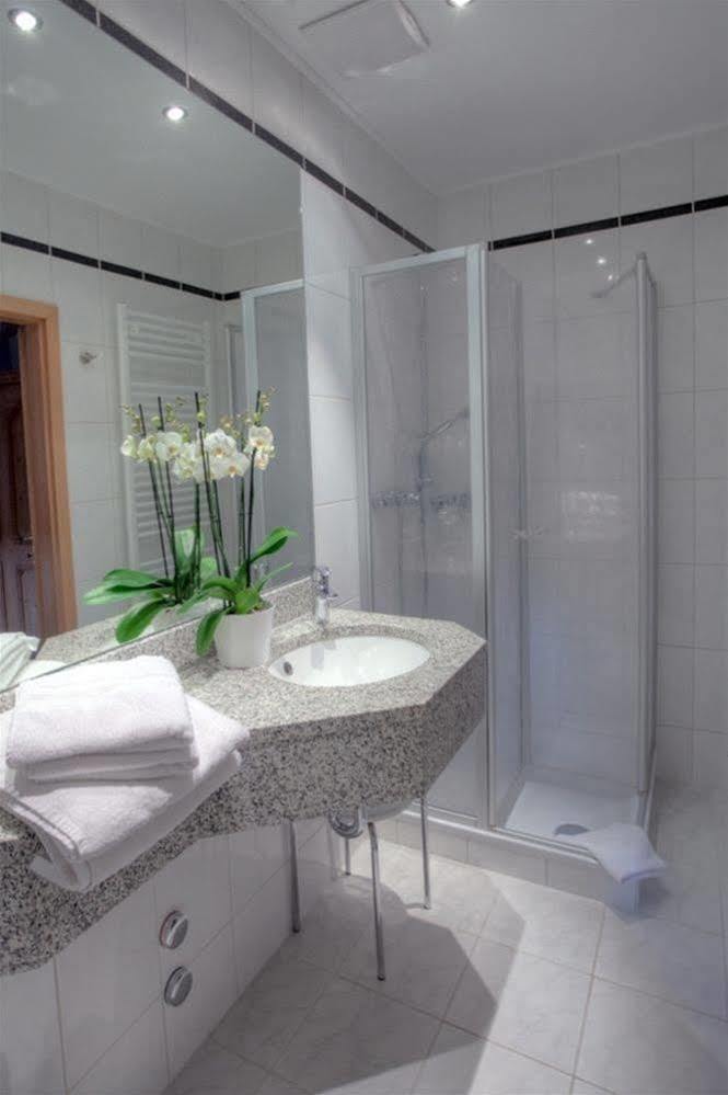 Hotel Deutschherrenhof เทรียร์ ภายนอก รูปภาพ