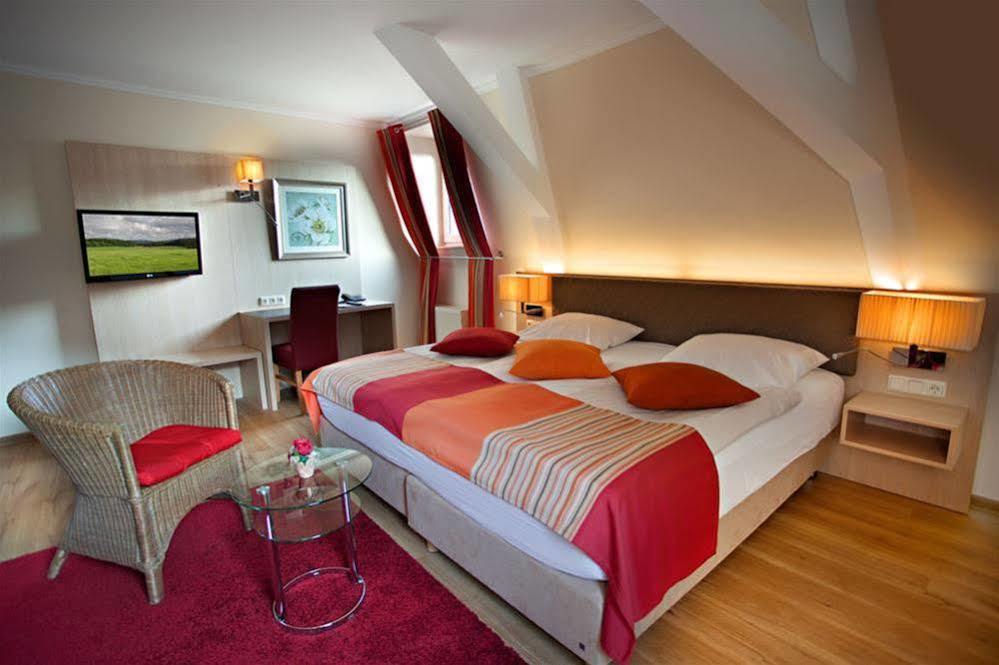 Hotel Deutschherrenhof เทรียร์ ภายนอก รูปภาพ