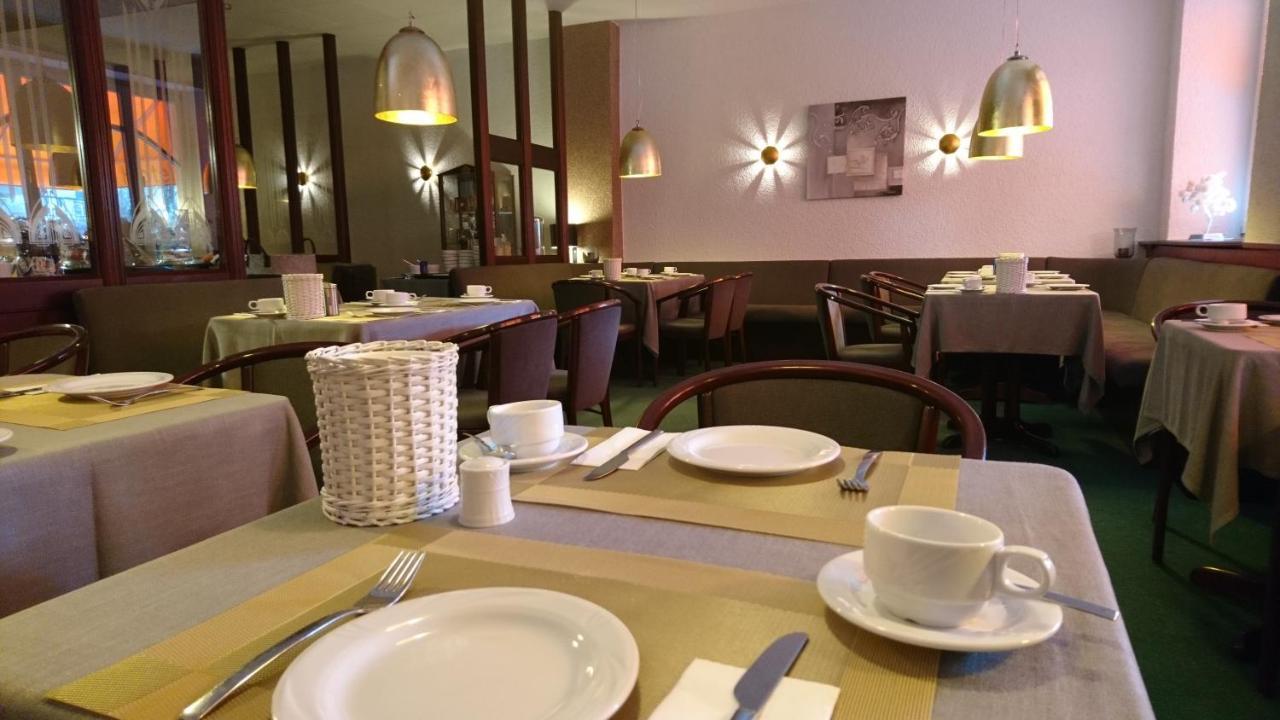 Hotel Deutschherrenhof เทรียร์ ภายนอก รูปภาพ